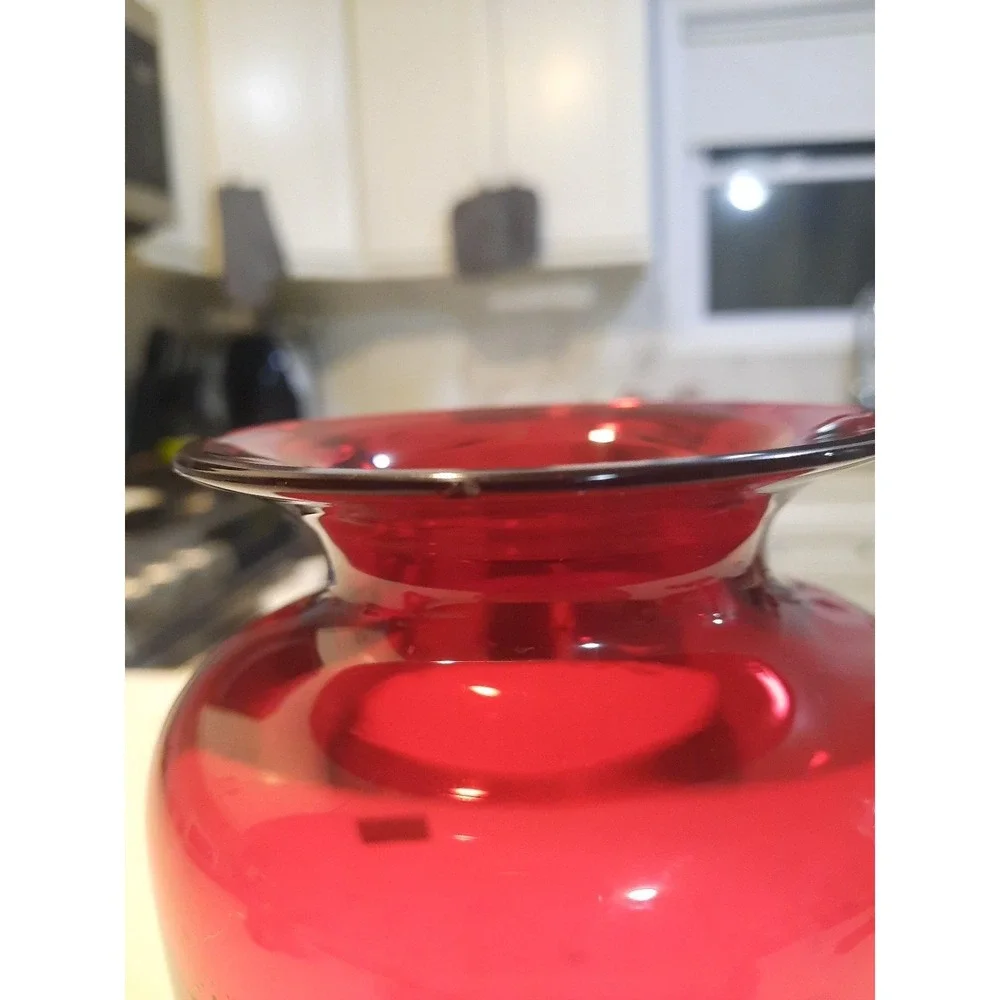 Baccarat vase has